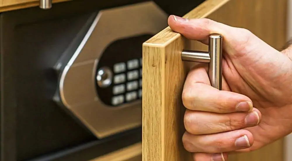 Abrir caja fuerte antigua con combinacion